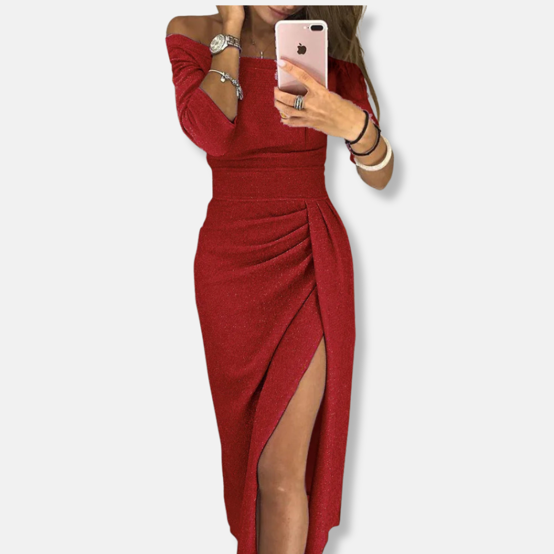 Esmeralda | Glamour Dress with Slit and Stylish Pleats