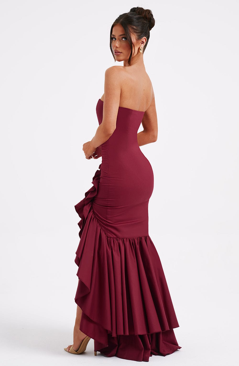 Stacey | Long Sleeveless Dress with Slit and Ruffles